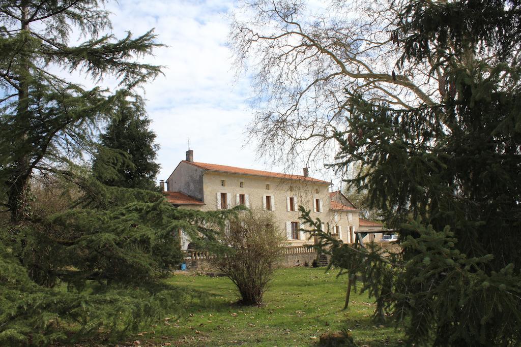 Chateau Puygrenier Villefranche-de-Lonchat ภายนอก รูปภาพ