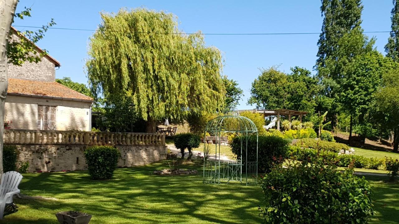 Chateau Puygrenier Villefranche-de-Lonchat ภายนอก รูปภาพ